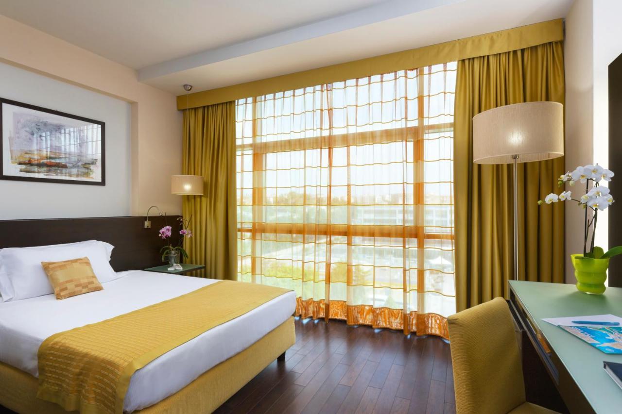 Mercure Siracusa 4*