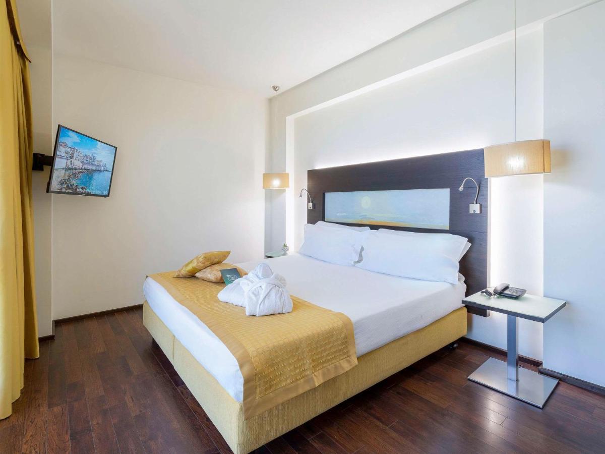 Mercure Siracusa 4* Syrakus