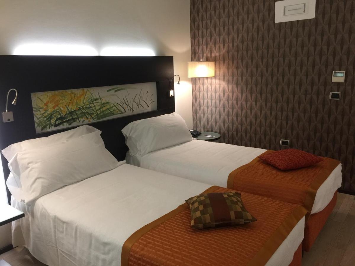 Mercure Siracusa Hotel 4*
